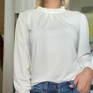 Long white sleeve blouse